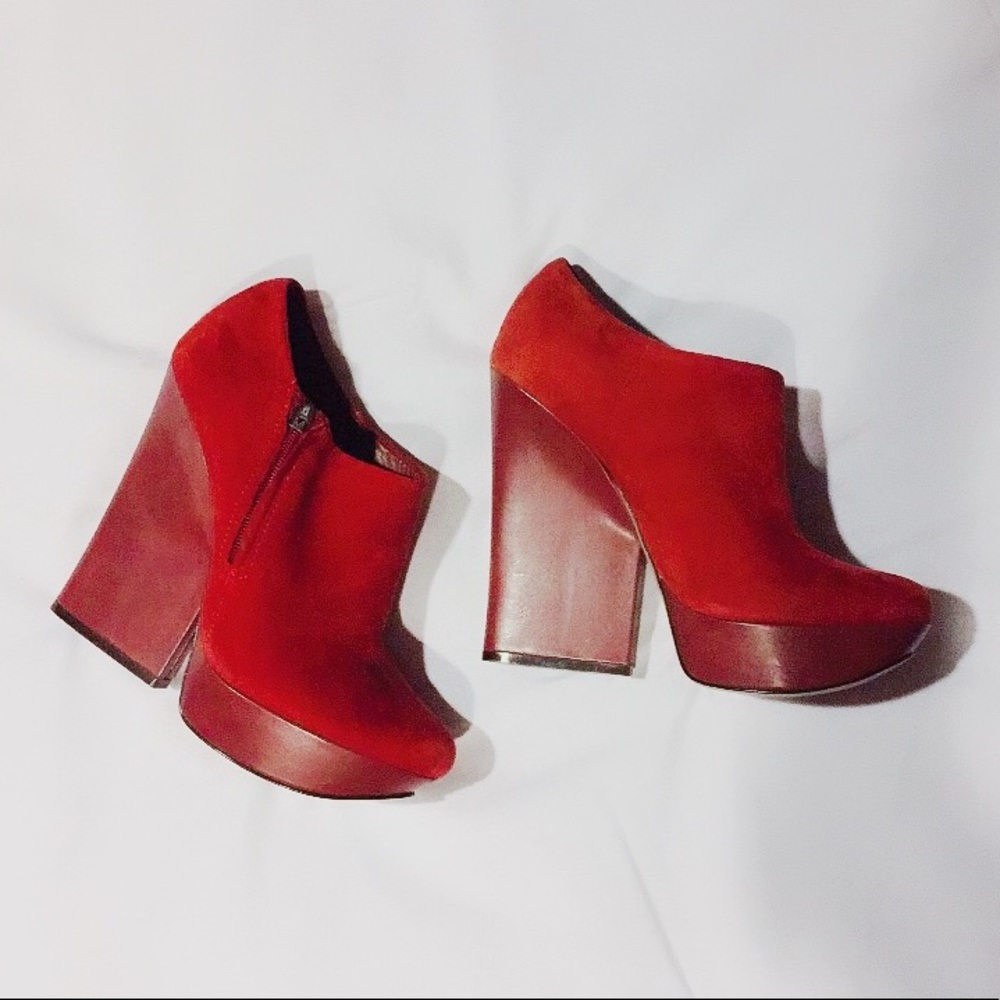 Boutique 9 Red Leather Runway Heels - Picture 2 of 8
